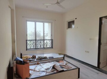 Bedroom in 3 BHK Apartment at Hiranandani Estate, Ghodbunder Road – for Rent
