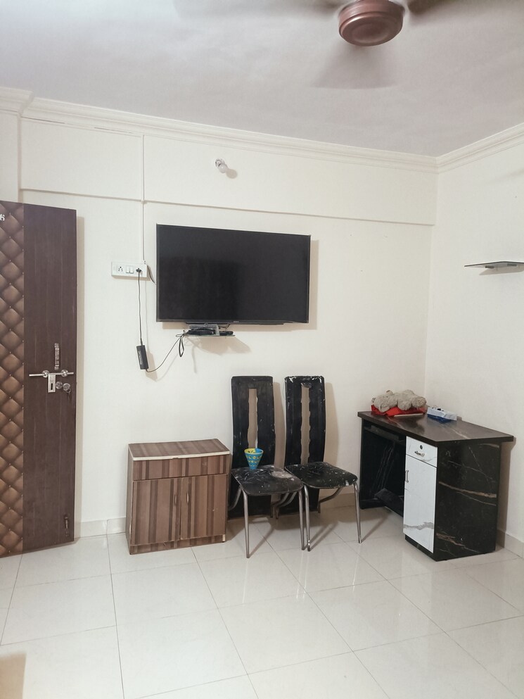 Master Bedroom, raj-residency-kasarvadavali 1 Bedroom 380 Sq.Ft. Apartment In Kasarvadavali Thane 8194117