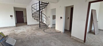 Room in 4 BHK Apartment at Salarpuria Gold Summit, Hennur – for Sale
