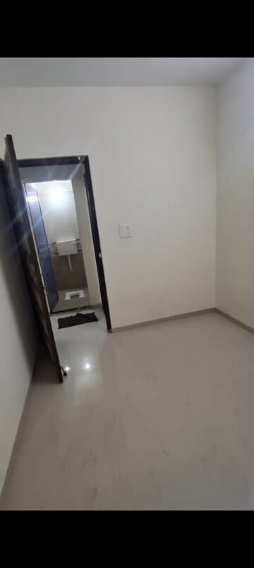 Room in 1 BHK Apartment at Sat Swarup, Chembur – for Rent