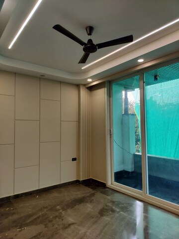 Building Lobby in 3 BHK Builder Floor at Greater Kailash I – for Rent