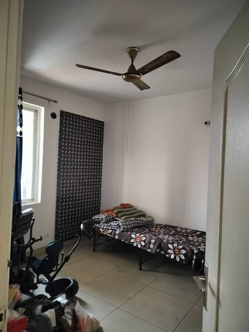 Bedroom in 2 BHK Apartment at Stellar Mi Citihomes, Omicron Iii Greater Noida – for Rent