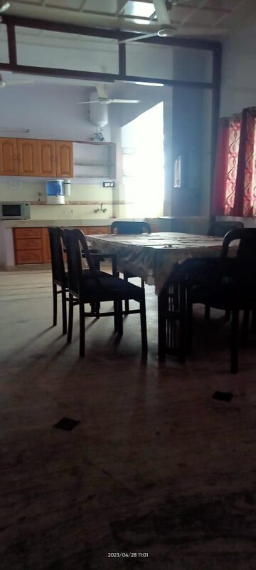 Gym in 2 BHK Builder Floor at Greater Kailash ii – for Rent