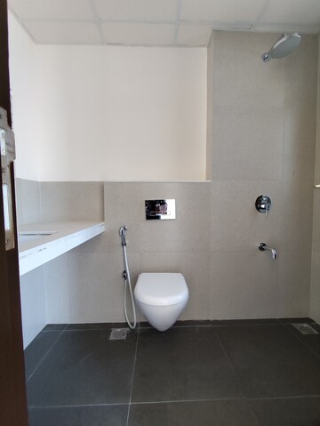 Master Bedroom in 2 BHK Apartment at Piramal Vaikunth, Balkum Pada – for Rent