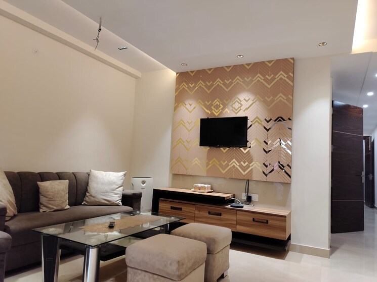 Living Room, krishna nagar 2.5 Bedroom 100 Sq.Ft. Builder Floor In Krishna Nagar Delhi 8194326