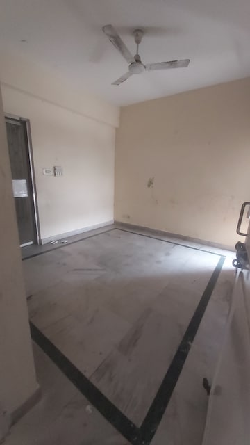 3.5 BHK Apartment For Rent in Gazipur Delhi  8194335