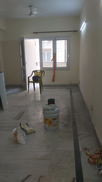 Living Room in 3.5 BHK Apartment at Gazipur – for Rent