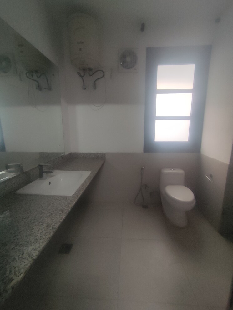 Kitchen, vipul-tatvam-villas 4 Bedroom 4000 Sq.Ft. Villa In Sector 48 Gurgaon 8194356