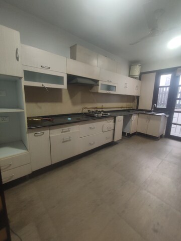 Staircase in 4 BHK Villa at Vipul Tatvam Villas, Sector 48 – for Sale