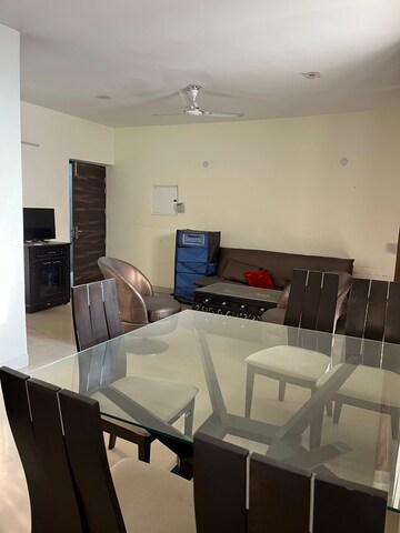 Master Bedroom in 2 BHK Apartment at Unitech The Residences Sector 33, Sector 33 – for Rent