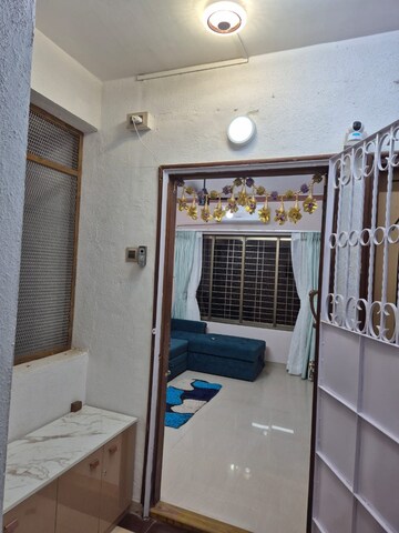  1 BHK Apartment at Andheri West – for Rent