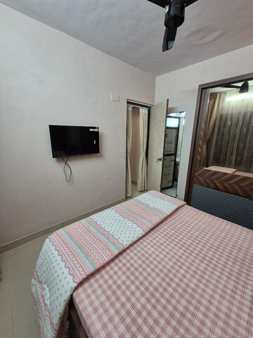 Bedroom in 1 BHK Apartment at Andheri West – for Rent