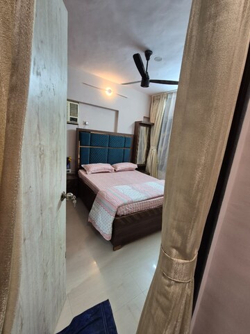 Bedroom in 1 BHK Apartment at Andheri West – for Rent