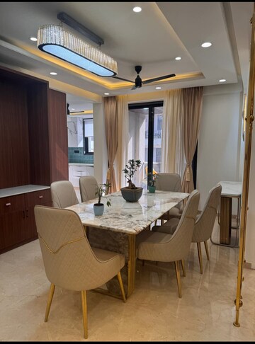 Master Bedroom in 4 BHK Builder Floor at Mansarovar Extension – for Sale