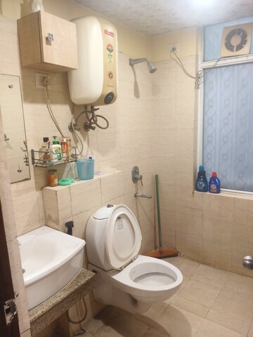 Bathroom in 3.5 BHK Apartment at Orchid Island, Sector 51 – for Rent