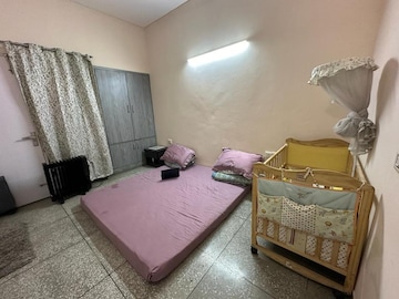 Bedroom in 2 BHK Builder Floor at SS Mayfield Gardens, Sector 51 – for Rent