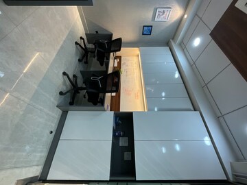Team Area in  Co-working Space at MGF Metropolis Mall, Mg Road – for Rent