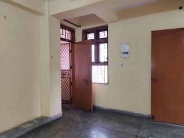 Room in 1 BHK Apartment at Molarband – for Rent