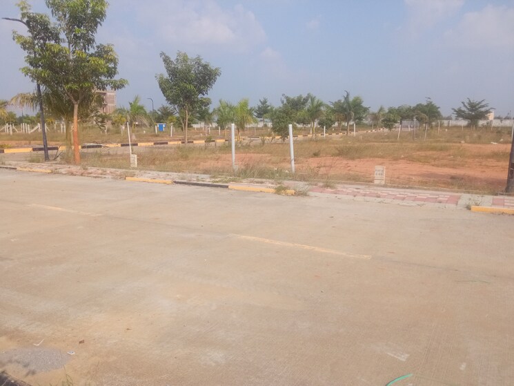 undefined, bollineni-county  1500 Sq.Ft. Plot In Chikka Tirupathi Bangalore 8194546