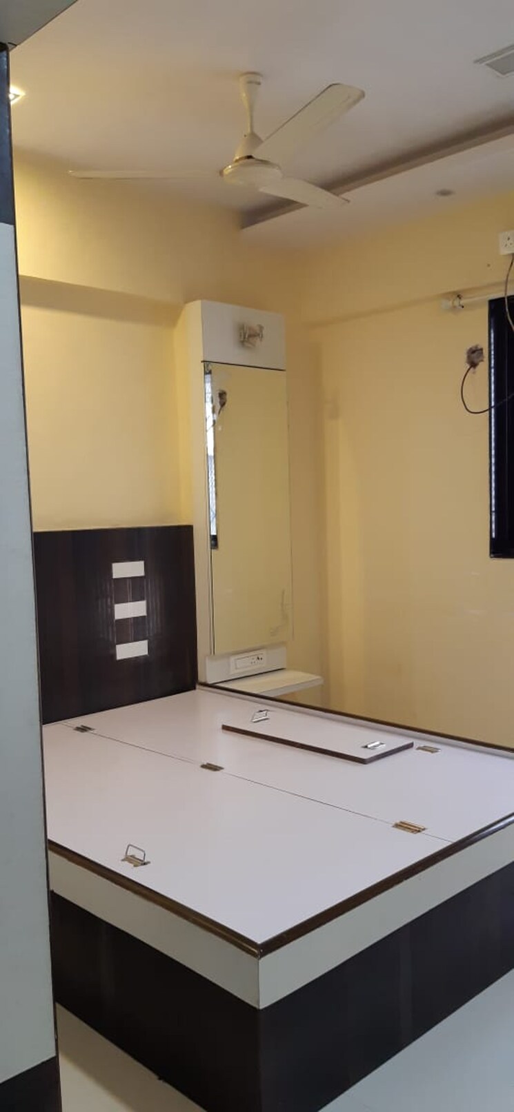 Room, mantri-park 1 Bedroom 473 Sq.Ft. Apartment In Goregaon East Mumbai 8194608