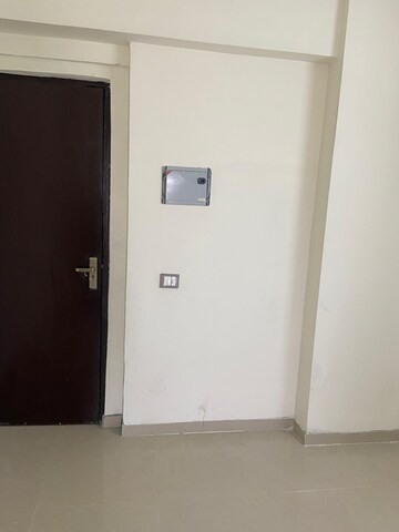 Room in 3 BHK Apartment at ROF Aalayas, Sector 102 – for Rent