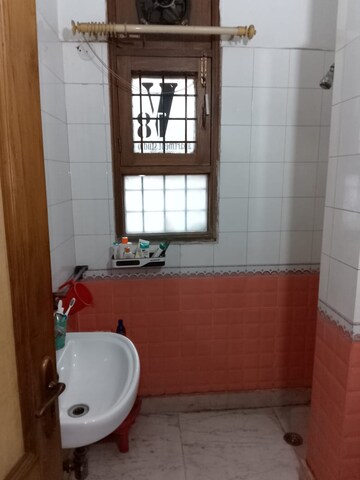 Bathroom in 1 RK Builder Floor at Green Park – for Rent