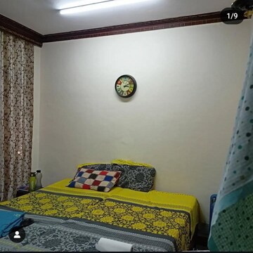 Bedroom in 1 BHK Builder Floor at Green Park – for Rent