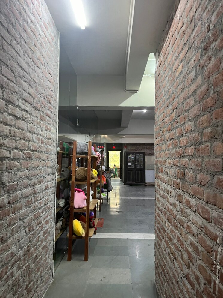  Parking, gardenia-gateway 2.5 Bedroom 1265 Sq.Ft. Apartment In Sector 75 Noida 8194689