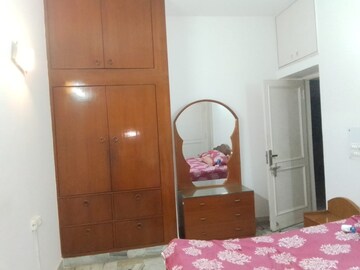 Furnished Amenities in 3 BHK Builder Floor at Palam Vihar Residents Association, Palam Vihar – for Rent