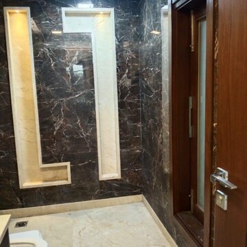 Building Lobby in 3 BHK Builder Floor at Green Park Extension – for Rent