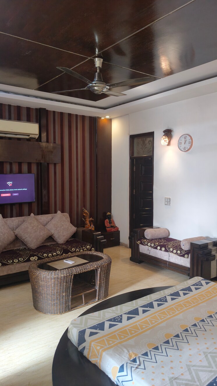 Living Room, sector 21 5 Bedroom 200 Sq.Yd. Independent House In Sector 21 Panchkula 8194725
