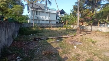  Plot – Exterior View View at Nettoor - for Sale
