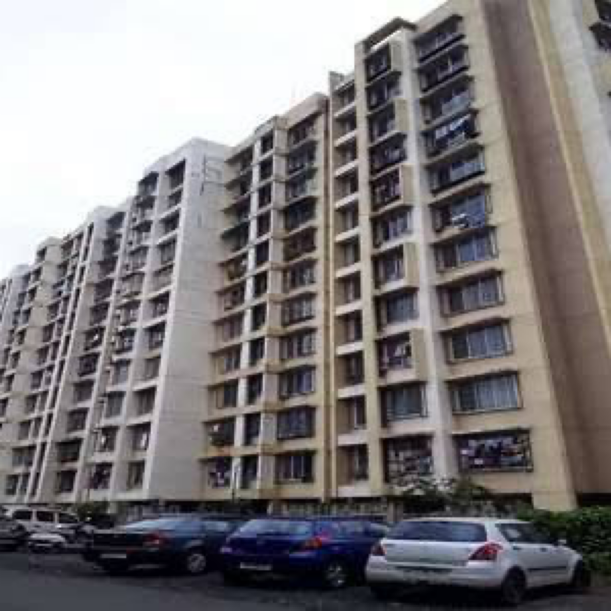 2 BHK Apartment For Sale in Ravi Estate