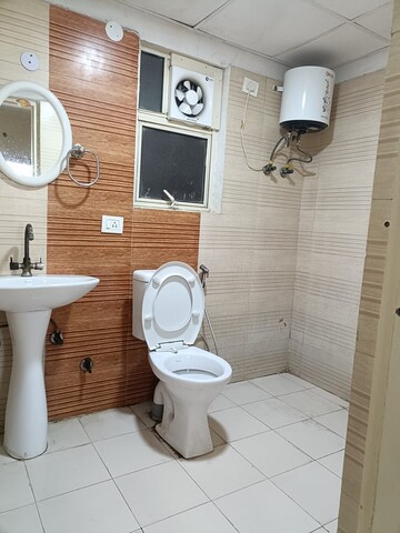 Bathroom in 3 BHK Apartment at Amrapali Silicon City, Sector 76 – for Rent