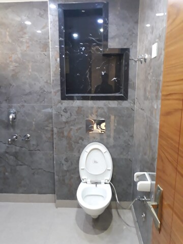 Bathroom in 3.5 BHK Apartment at Paschim Vihar – for Rent