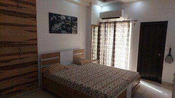 Bedroom in 3 BHK Apartment at Amrapali Silicon City, Sector 76 – for Rent