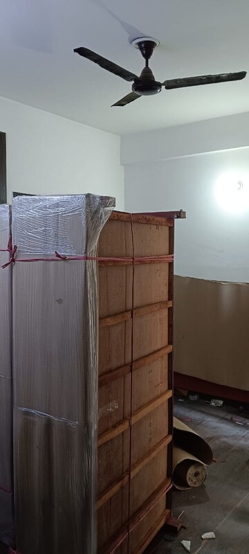 Bathroom in 2 BHK Apartment at Aims Golf Avenue II, Sector 75 – for Rent