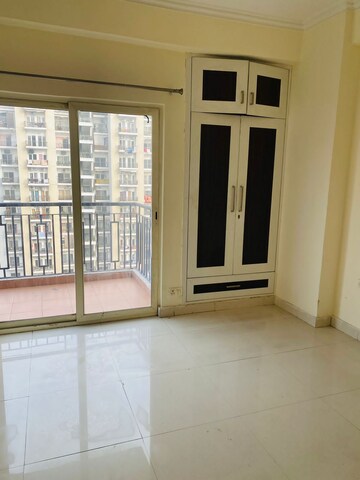 3 BHK Apartment For Rent in Gardenia Gateway, Sector 75