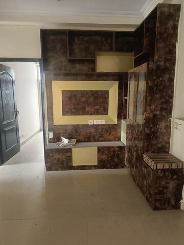 3 BHK Apartment For Rent in Amrapali Silicon City, Sector 76
