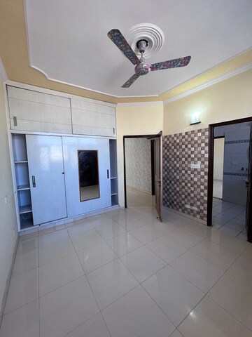 Room in 3 BHK Builder Floor at US Pine Homes, Dhakoli Village – for Rent
