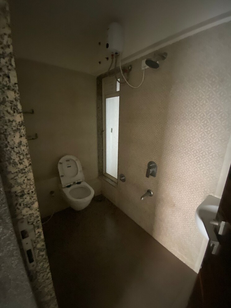 Bathroom, ani-anu-sri-balaji-enclave 2 Bedroom 604 Sq.Ft. Apartment In Malad West Mumbai 8194951