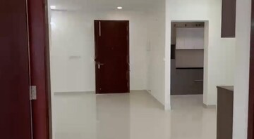 Room in 2 BHK Apartment at Prestige High Fields, Gachibowli – for Rent