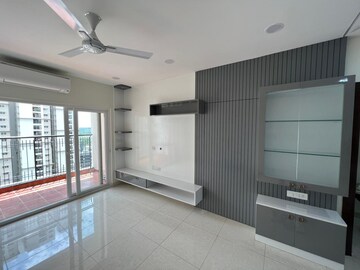 Room in 3.5 BHK Apartment at Prestige High Fields, Gachibowli – for Rent