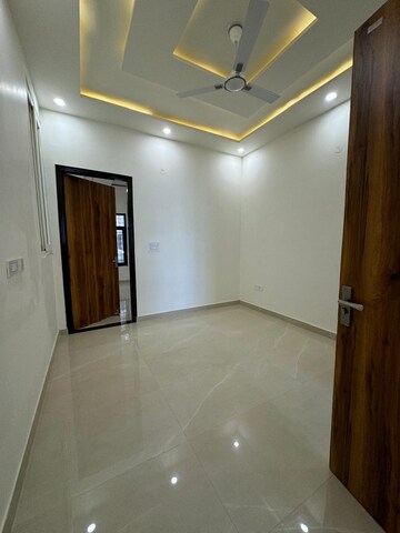 Room in 3 BHK Villa at Sahastradhara Road – for Sale
