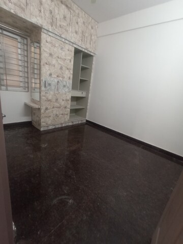Room in 2 BHK Builder Floor at Hsr Layout – for Rent