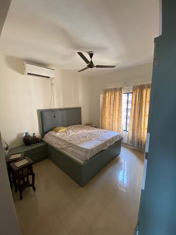Bedroom in 3 BHK Apartment at Kumar City, Kalyani Nagar – for Rent