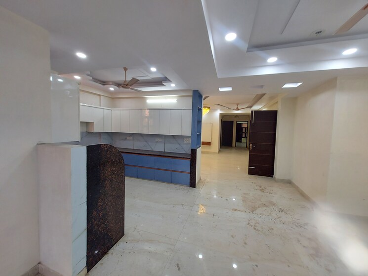 Kitchen, raj nagar extension 3 Bedroom 130 Sq.Yd. Builder Floor In Raj Nagar Extension Ghaziabad 8195176