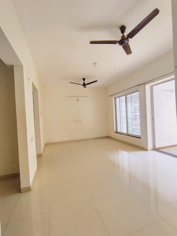 Room in 2 BHK Apartment at Goyal My Home MH 14, Punawale – for Rent