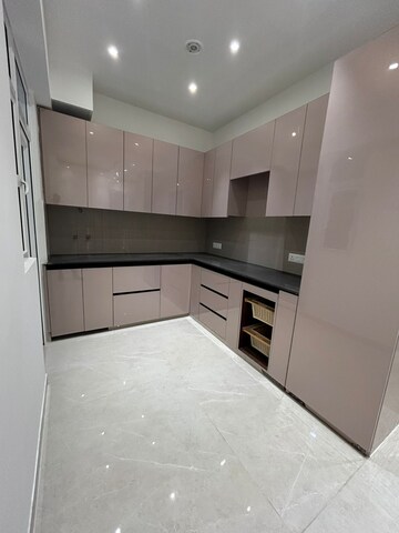 Kitchen in 3.5 BHK Apartment at Alpine AIGIN Royal, Sector 1 Greater Noida – for Sale