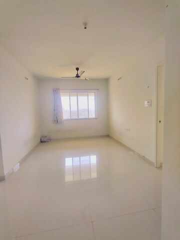 Room in 2 BHK Apartment at Rohan Ananta, Tathawade – for Rent